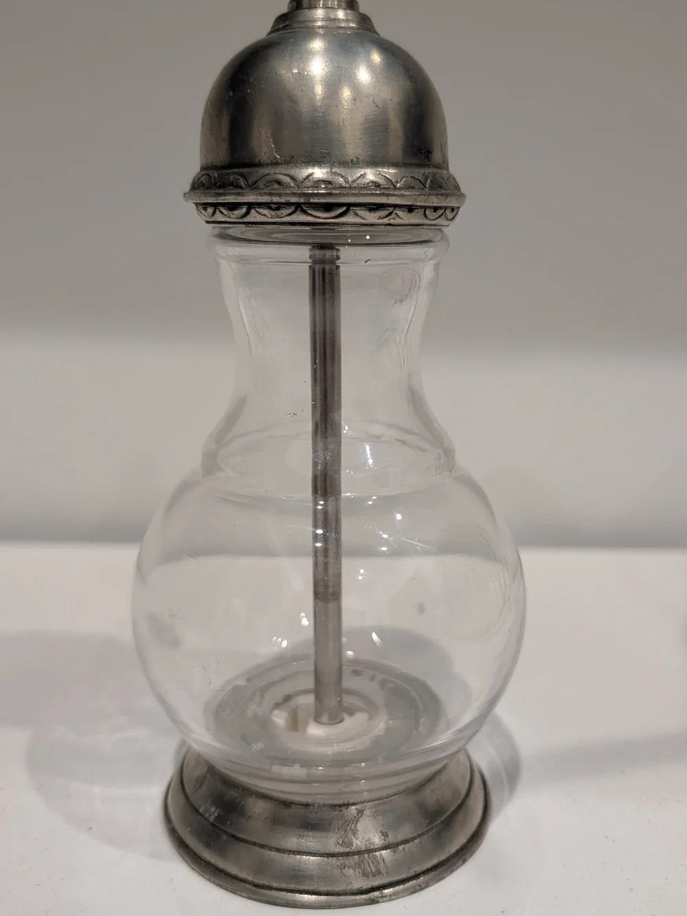 Match 95 Hand Crafted Italian Pewter Lucca Salt Grinder - Picture 1 of 2